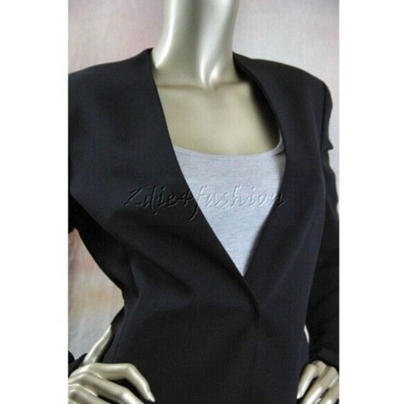 $3700 NWT AKRIS Stylish Black Long Light Wool Jacket Coat 8 - Picture 3 of 7